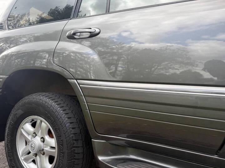2000 Lexus LX 470