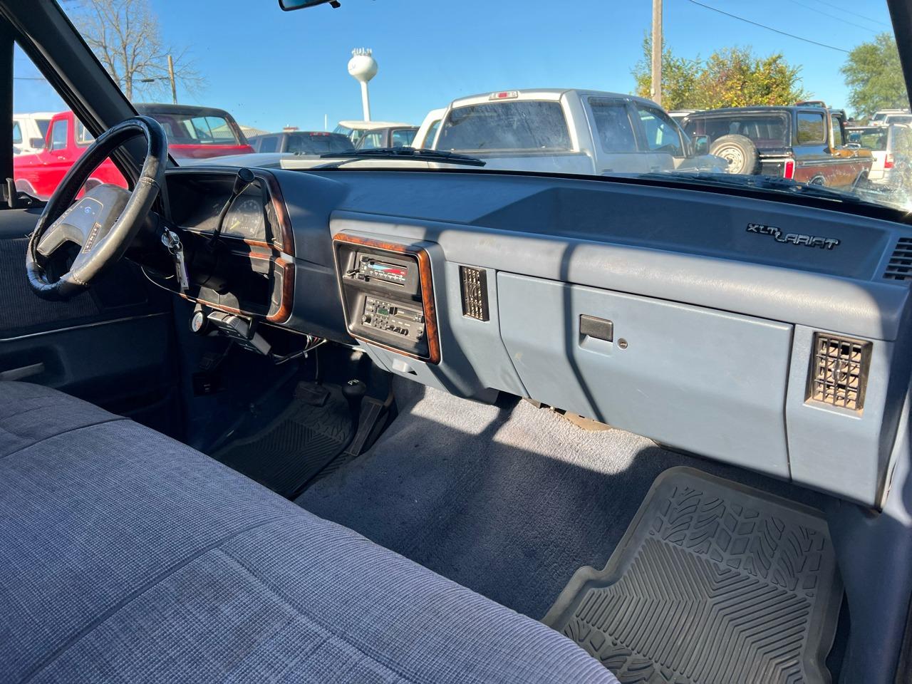 1989 Ford F-250 XLT Styleside