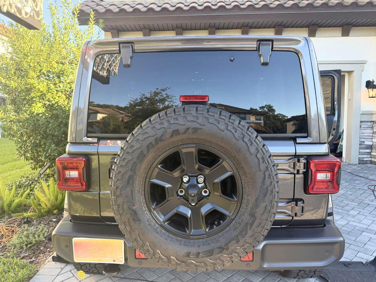 2019 Jeep Wrangler Unlimited Sahara - 5