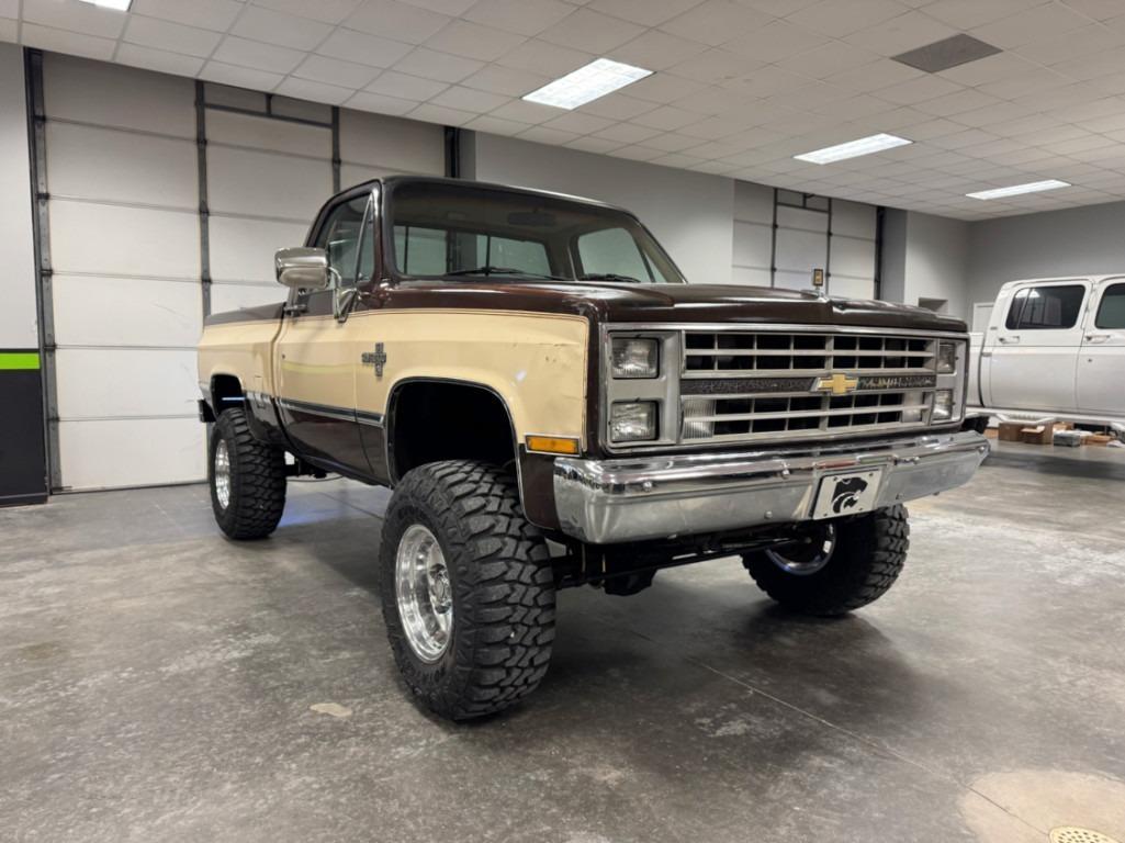 1987 Chevrolet K10 Silverado - 4