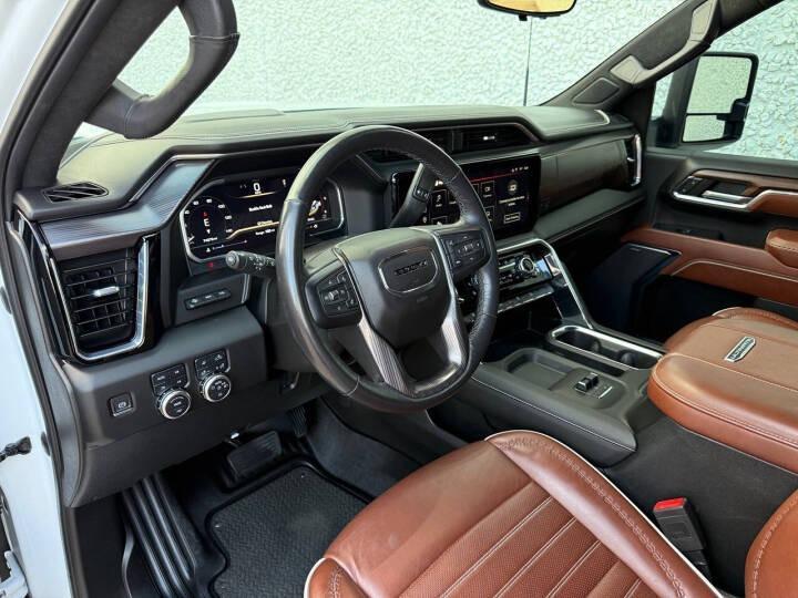 2024 GMC Sierra 2500HD Denali Ultimate Crew Cab