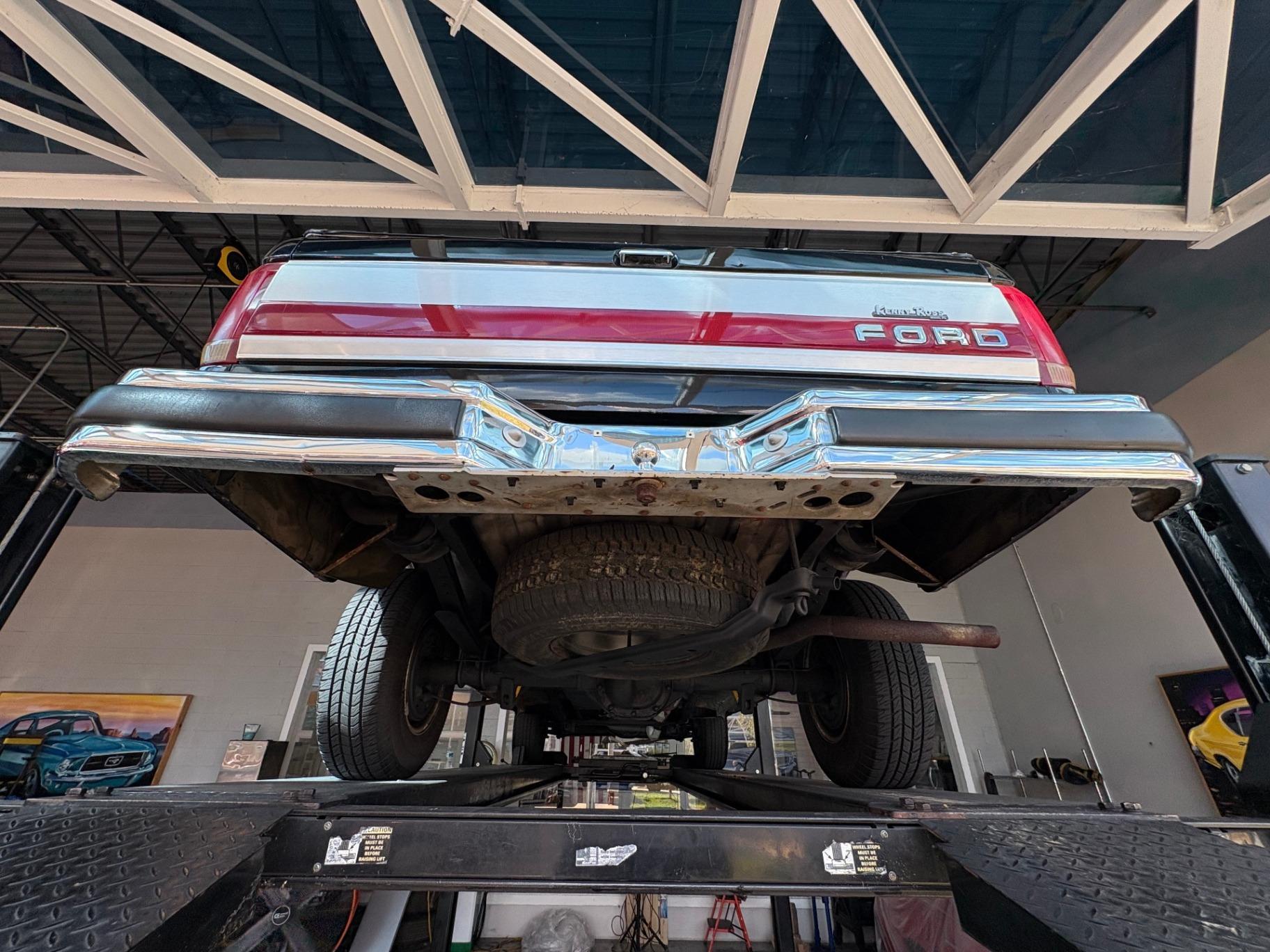 1991 Ford F-150 XLT Lariat