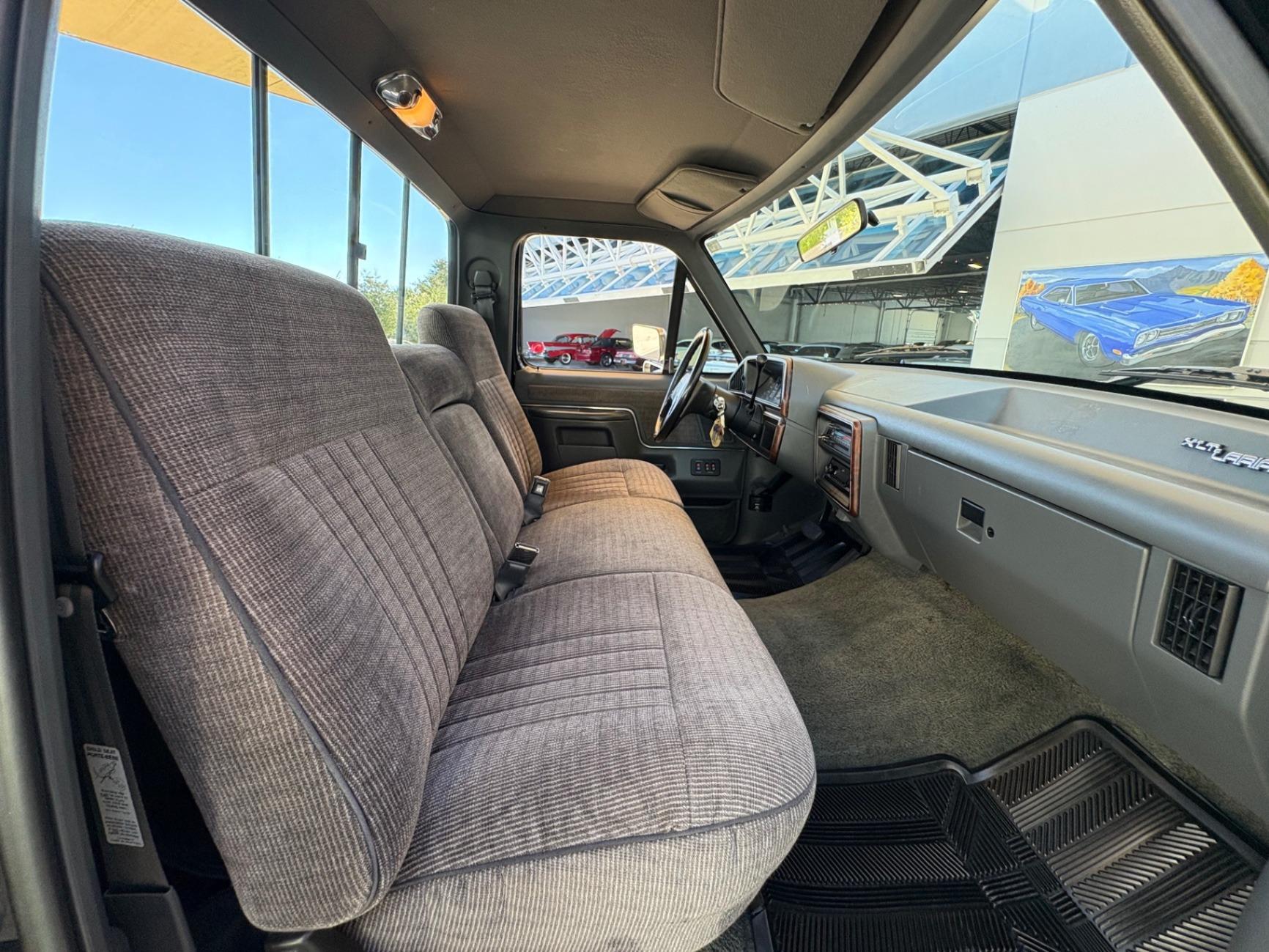 1991 Ford F-150 XLT Lariat