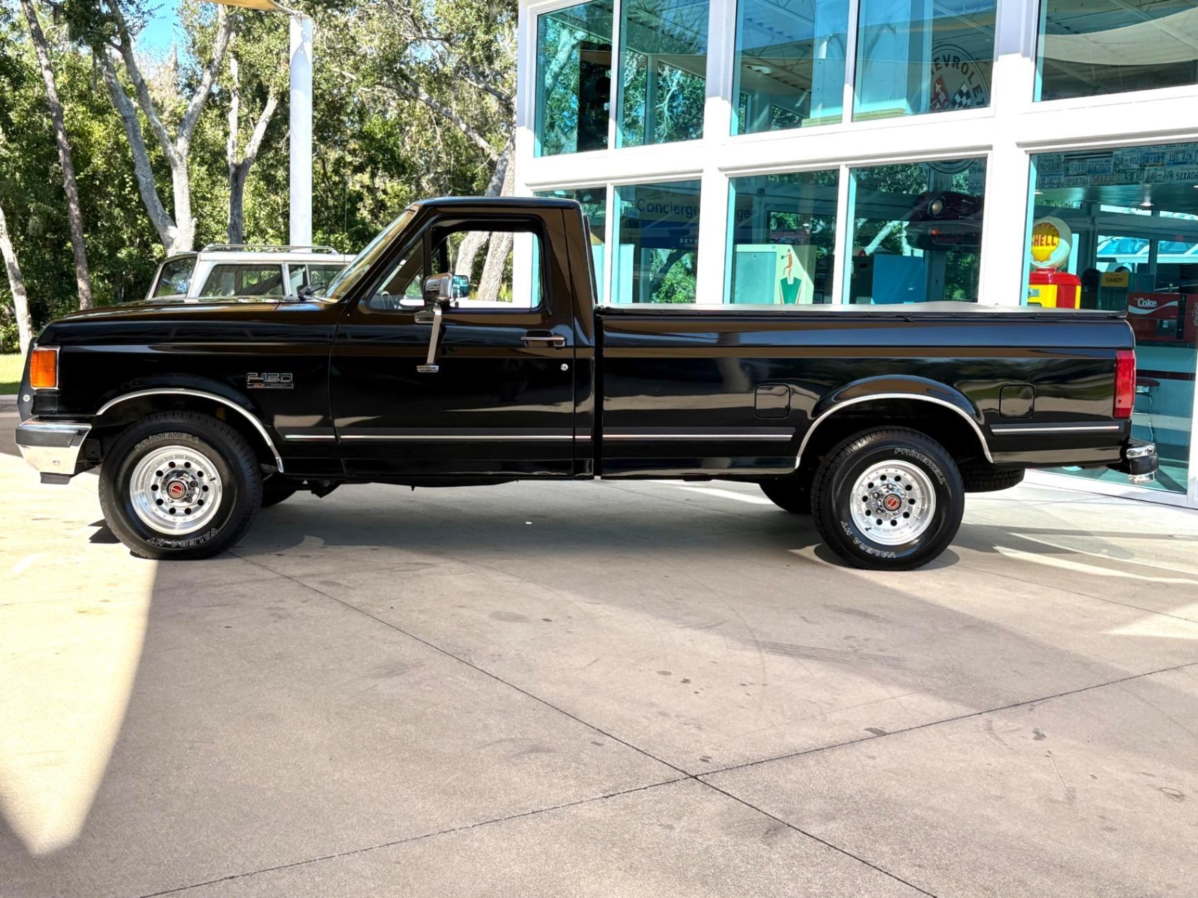 1991 Ford F-150 XLT Lariat