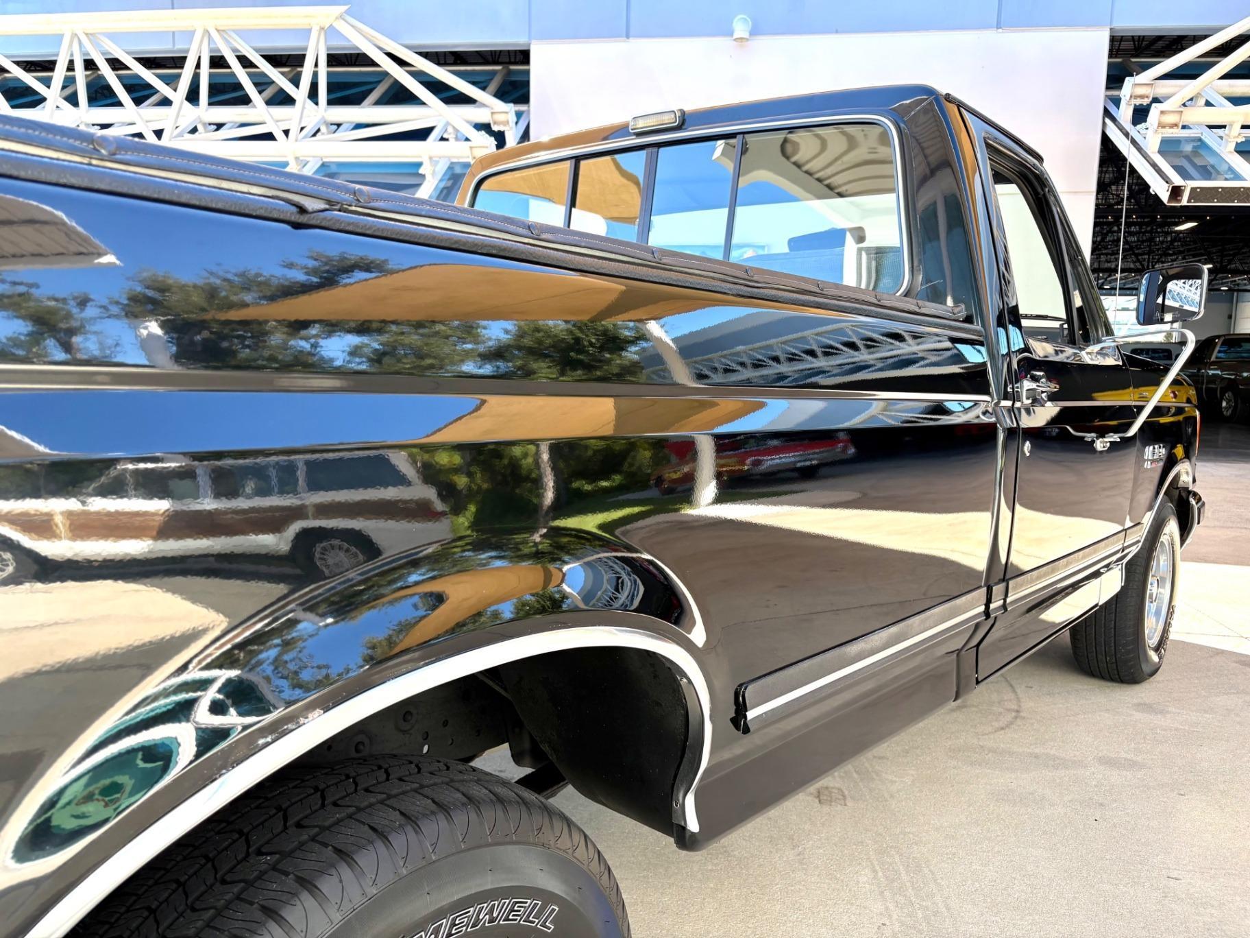 1991 Ford F-150 XLT Lariat
