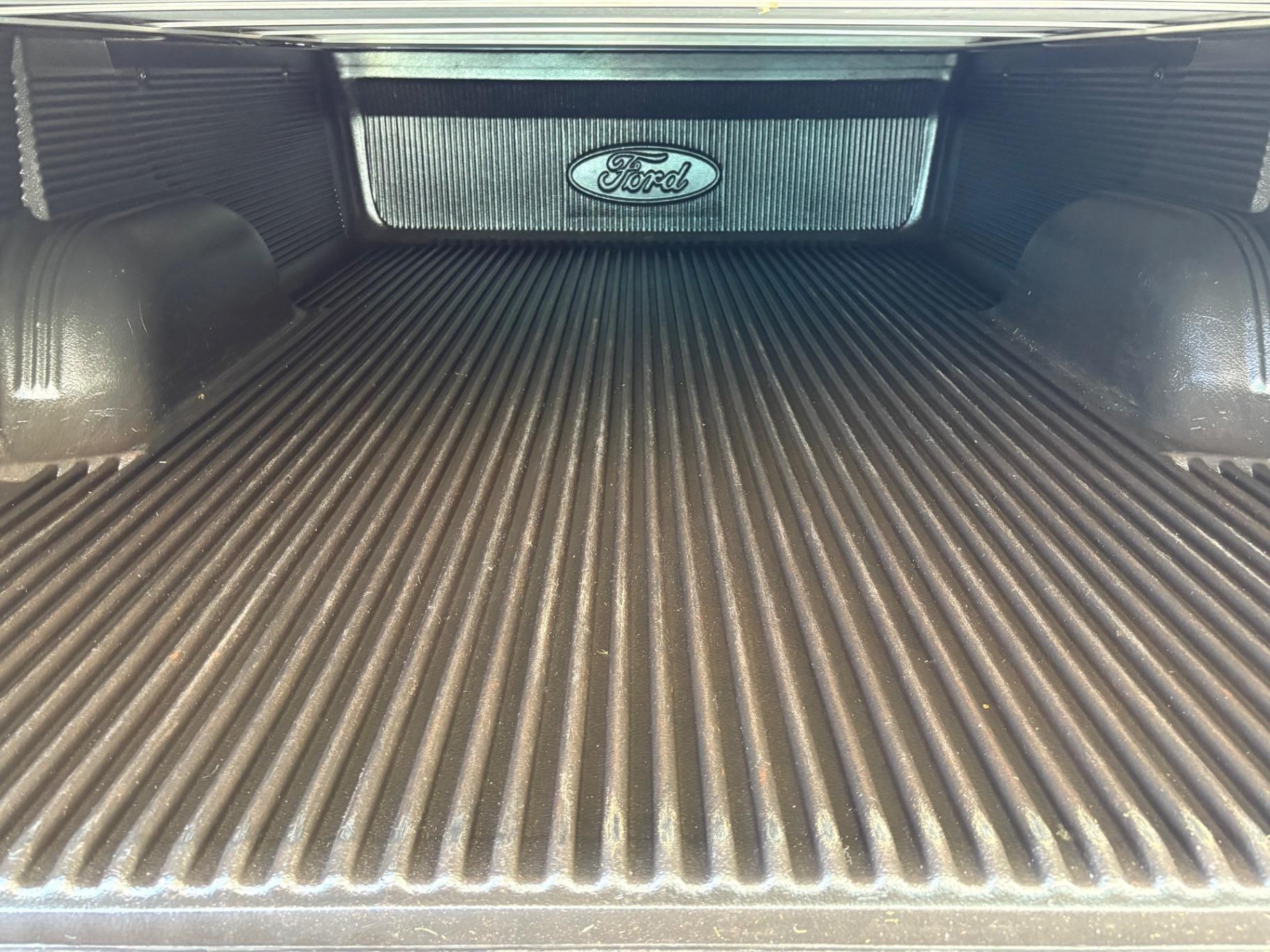 1991 Ford F-150 XLT Lariat