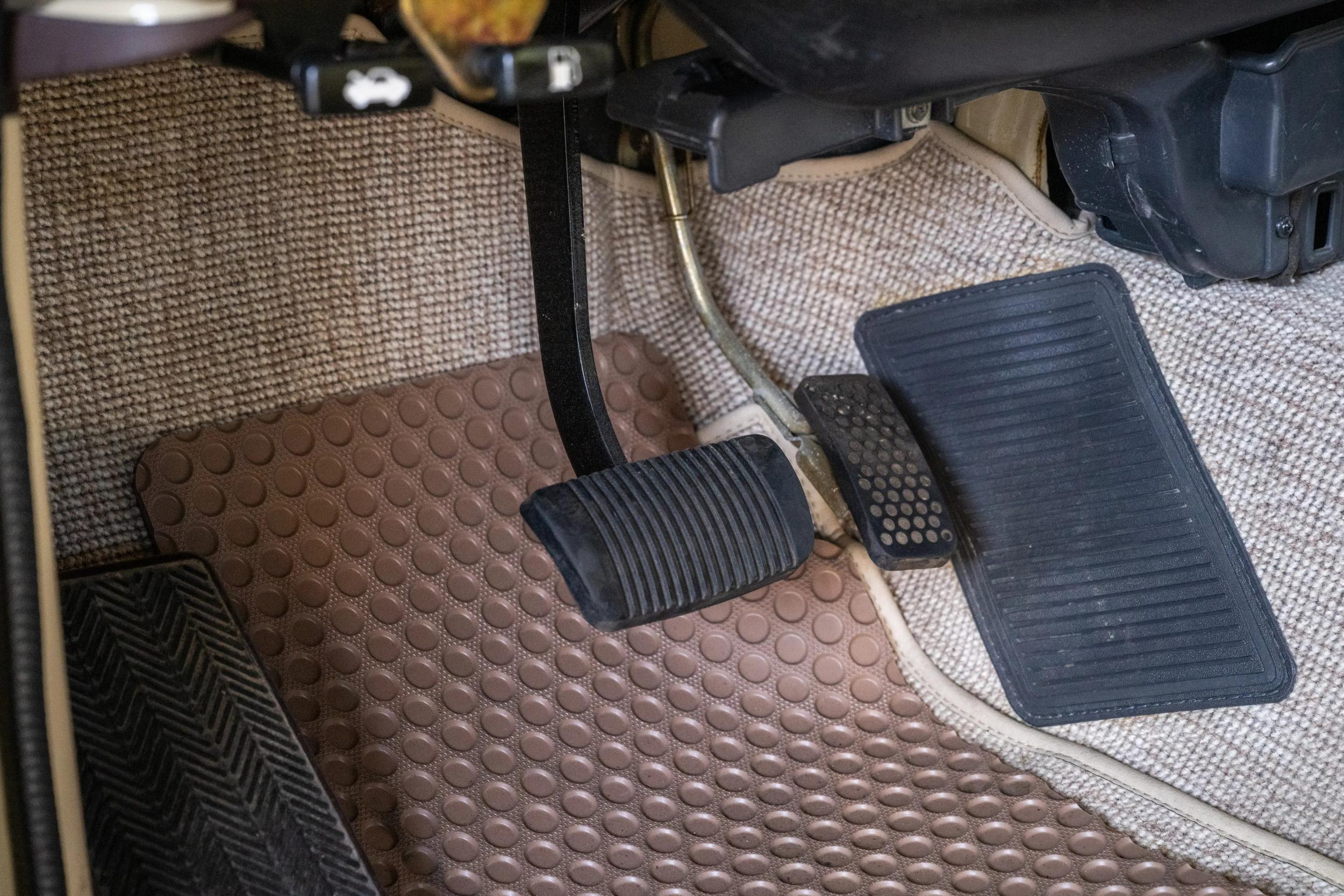 Legacy Overland-Built 1990 Toyota Land Cruiser FJ62