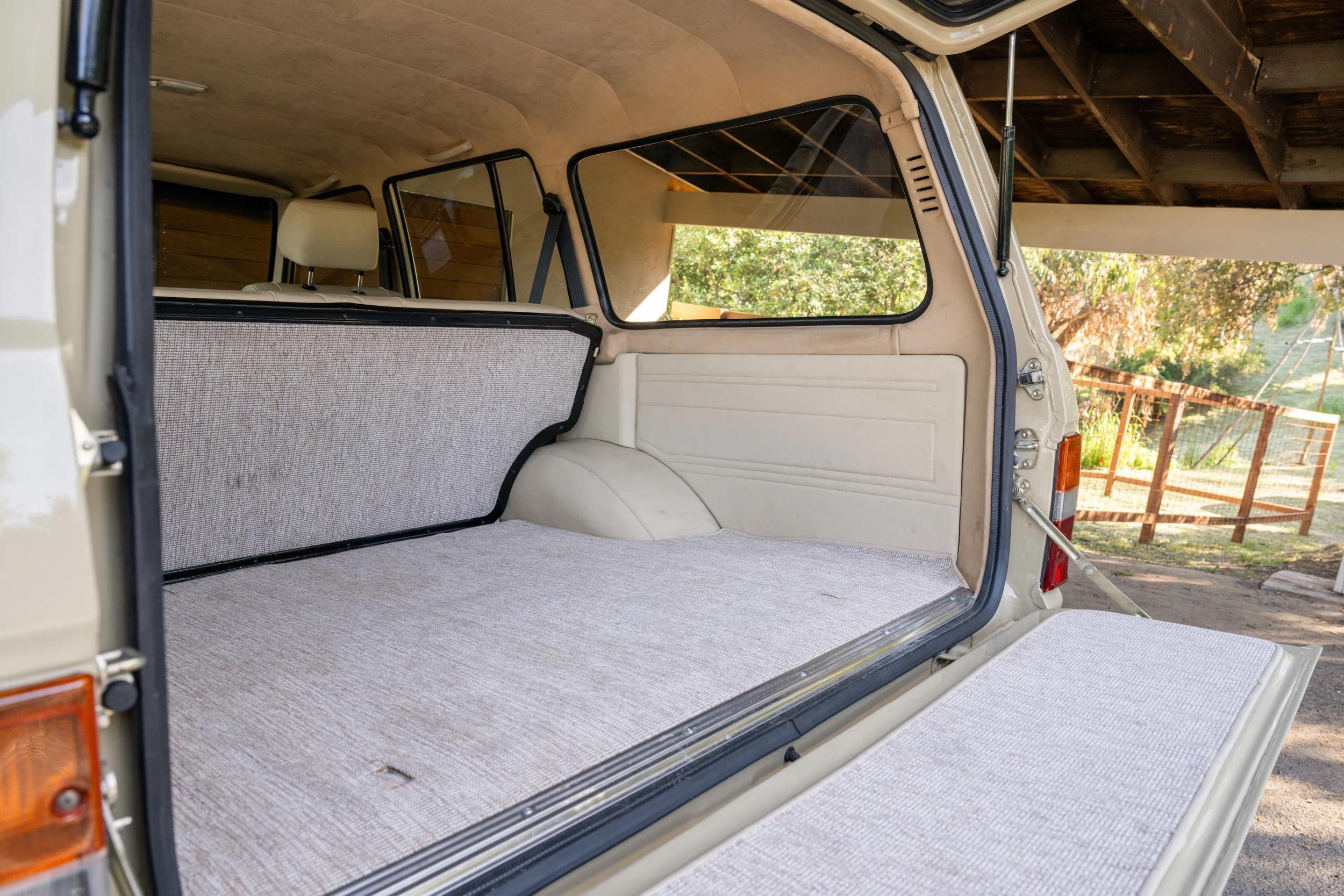 Legacy Overland-Built 1990 Toyota Land Cruiser FJ62
