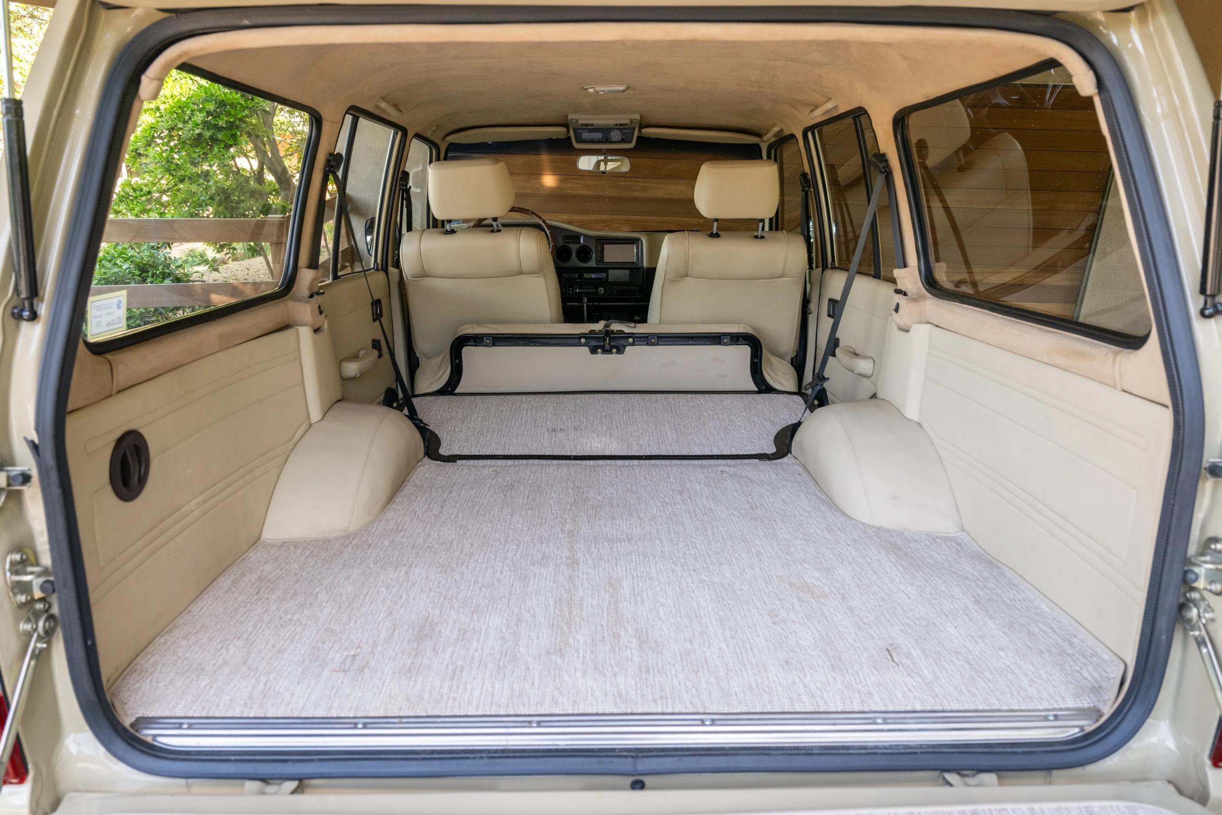 Legacy Overland-Built 1990 Toyota Land Cruiser FJ62