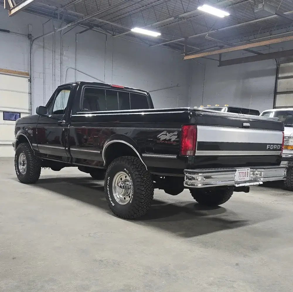 1995 Ford F-250 XLT - 3