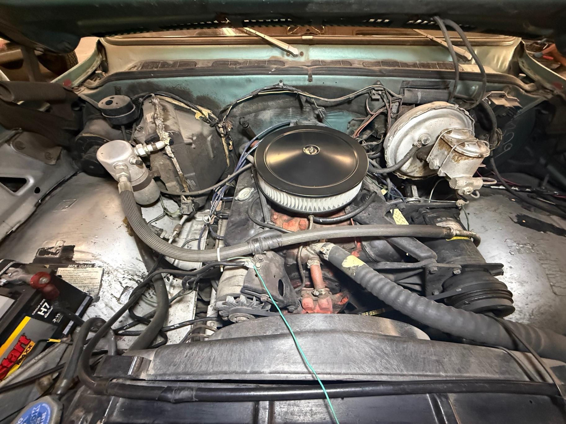 1977 Chevrolet Suburban Silverado
