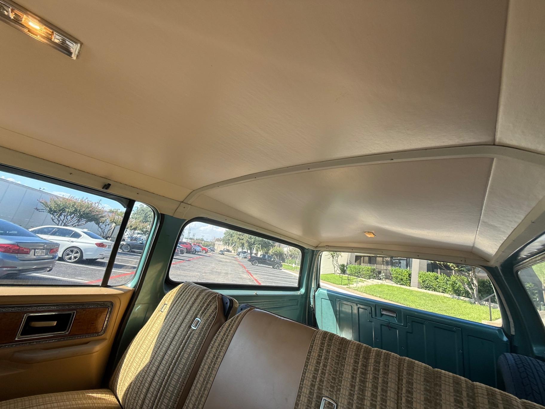 1977 Chevrolet Suburban Silverado