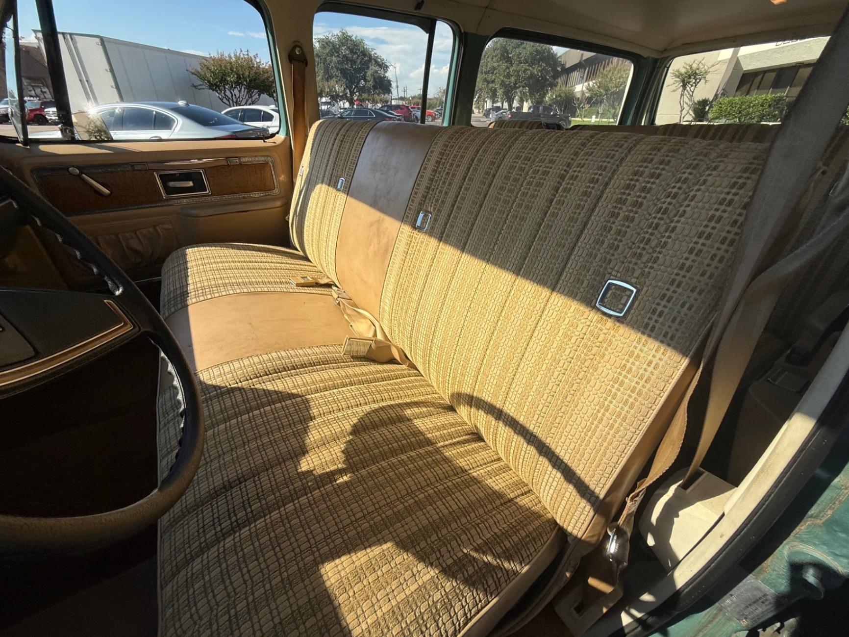 1977 Chevrolet Suburban Silverado