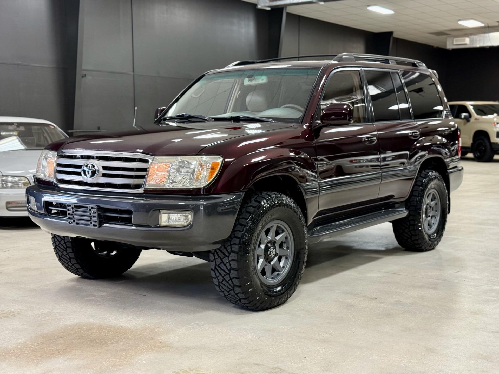 Garnet Pearl 2007 Toyota Land Cruiser - 3