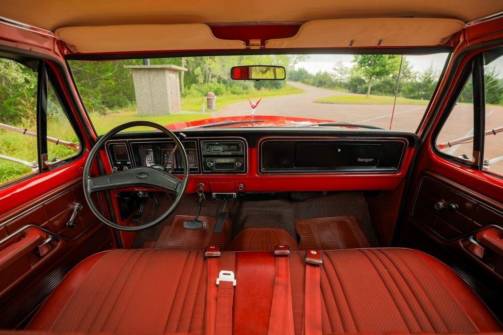1973 Ford F-250 Ranger Camper Special