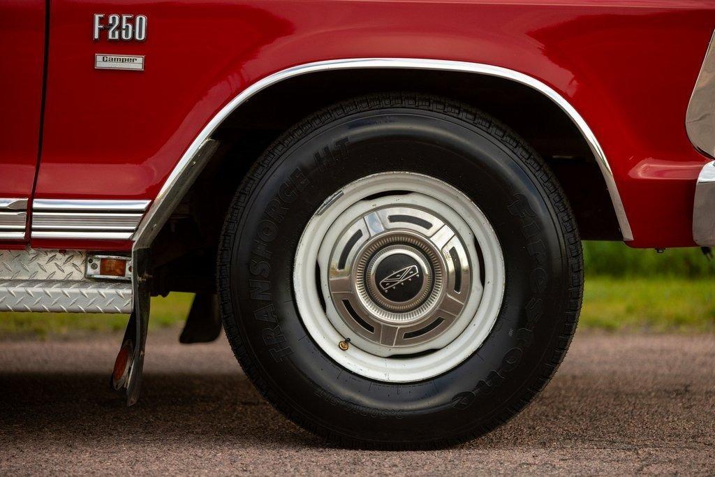 1973 Ford F-250 Ranger Camper Special