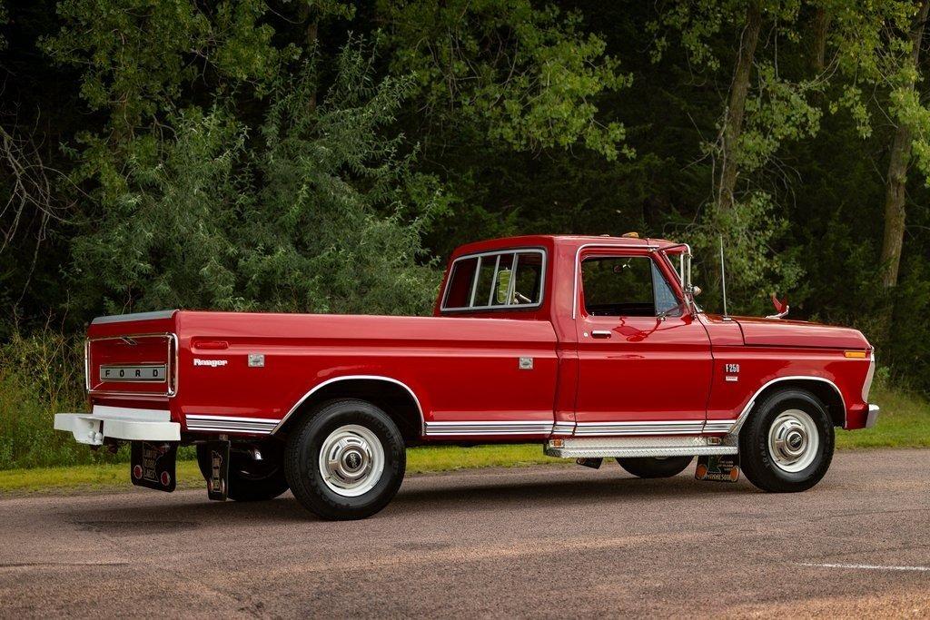 1973 Ford F-250 Ranger Camper Special