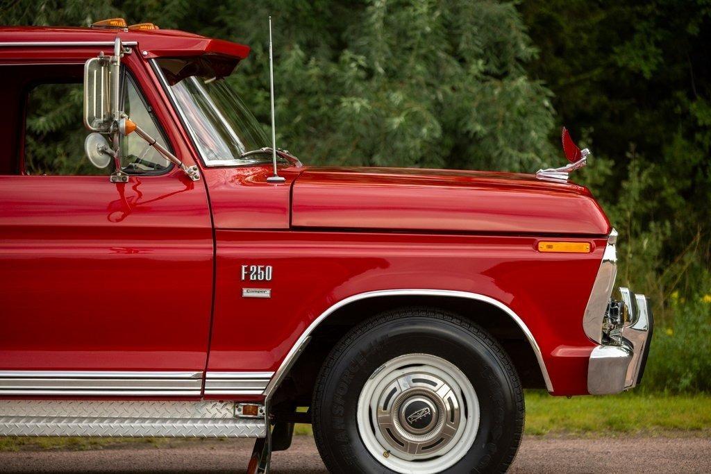 1973 Ford F-250 Ranger Camper Special