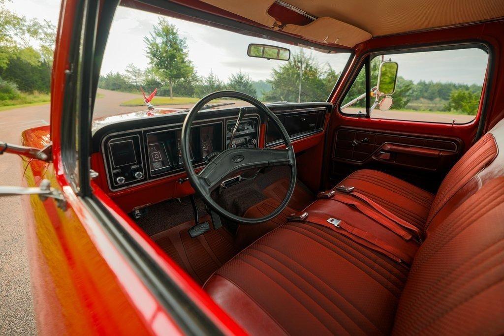 1973 Ford F-250 Ranger Camper Special