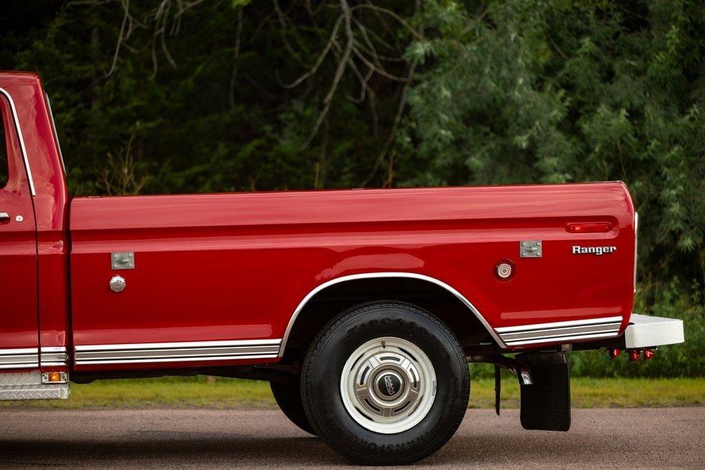 1973 Ford F-250 Ranger Camper Special