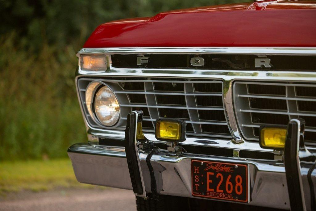 1973 Ford F-250 Ranger Camper Special