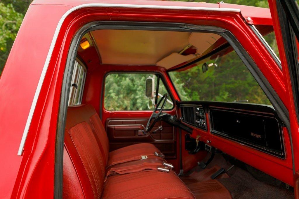 1973 Ford F-250 Ranger Camper Special