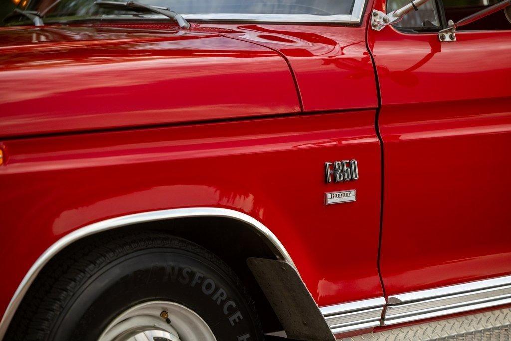 1973 Ford F-250 Ranger Camper Special