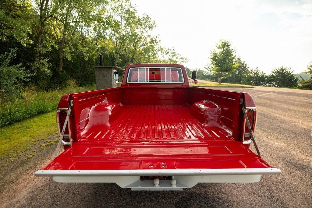 1973 Ford F-250 Ranger Camper Special