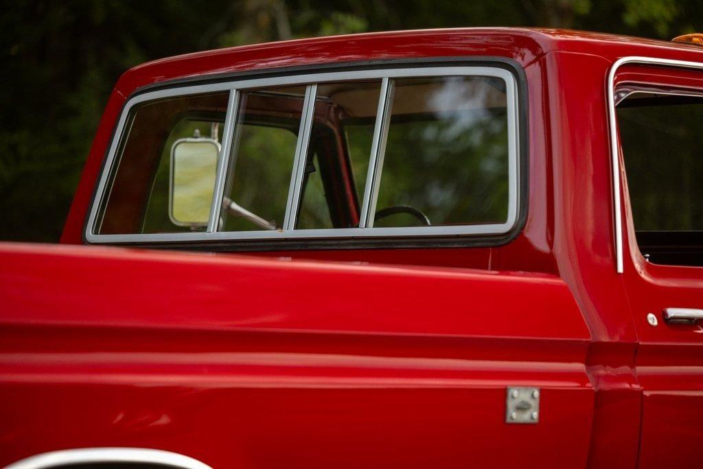1973 Ford F-250 Ranger Camper Special