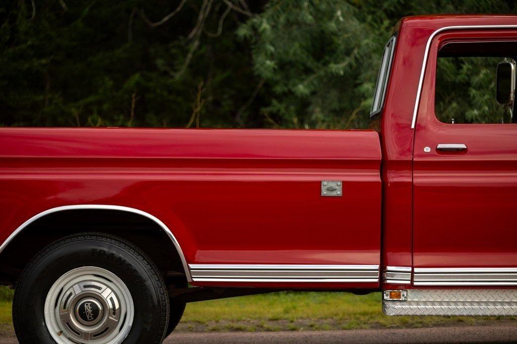 1973 Ford F-250 Ranger Camper Special