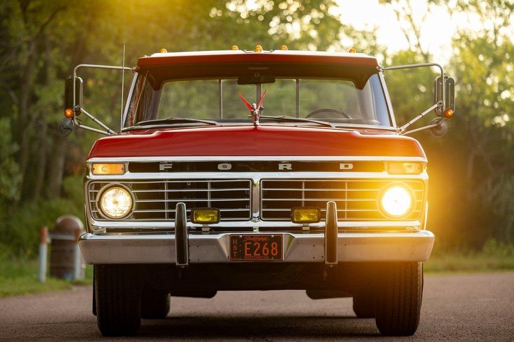 1973 Ford F-250 Ranger Camper Special