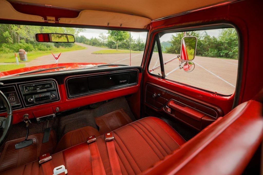 1973 Ford F-250 Ranger Camper Special