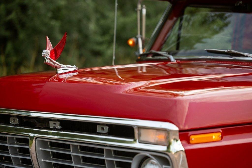 1973 Ford F-250 Ranger Camper Special