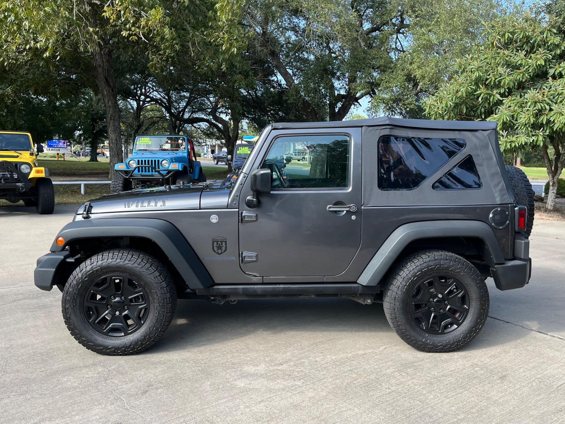 2017 Jeep Wrangler Willys Wheeler - 4