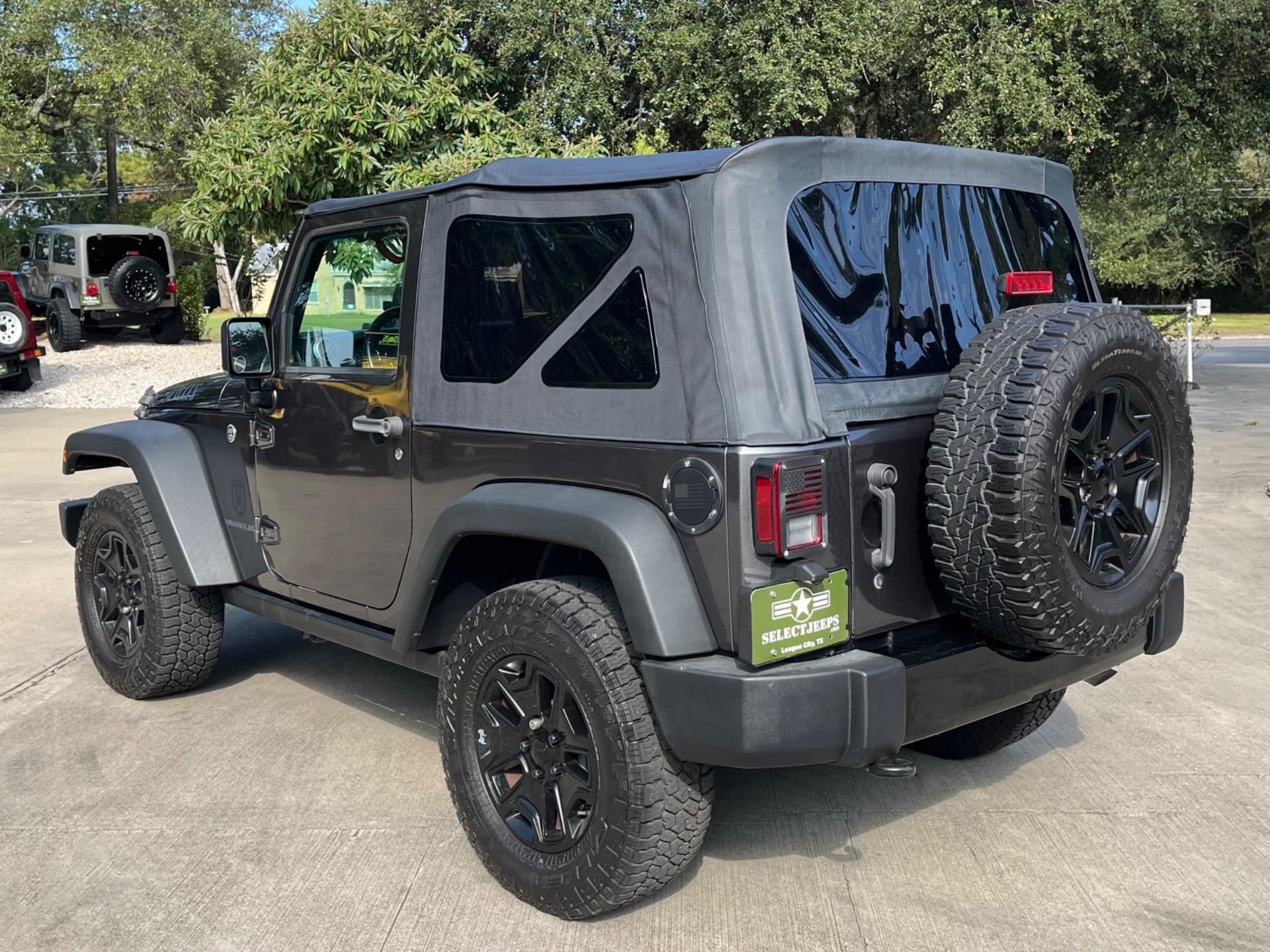 2017 Jeep Wrangler Willys Wheeler - 5