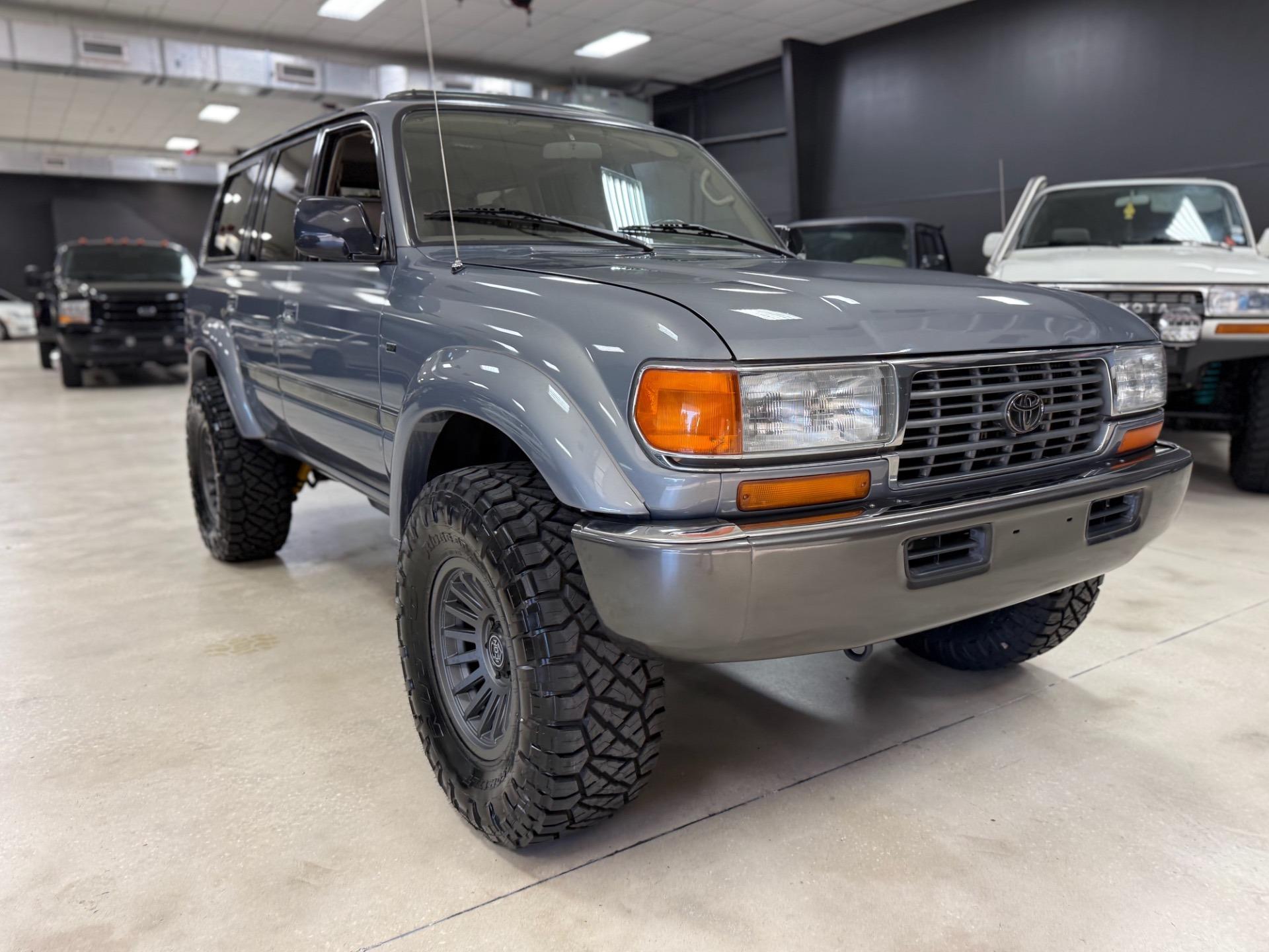 Moonglow Pearl 1997 Toyota Land Cruiser - 5