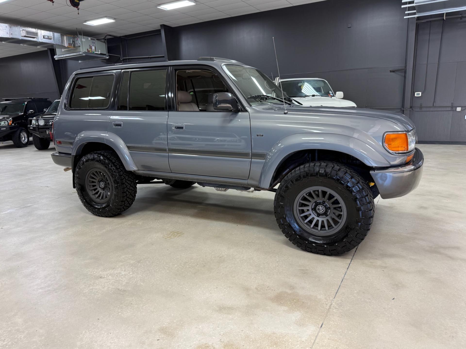 Moonglow Pearl 1997 Toyota Land Cruiser
