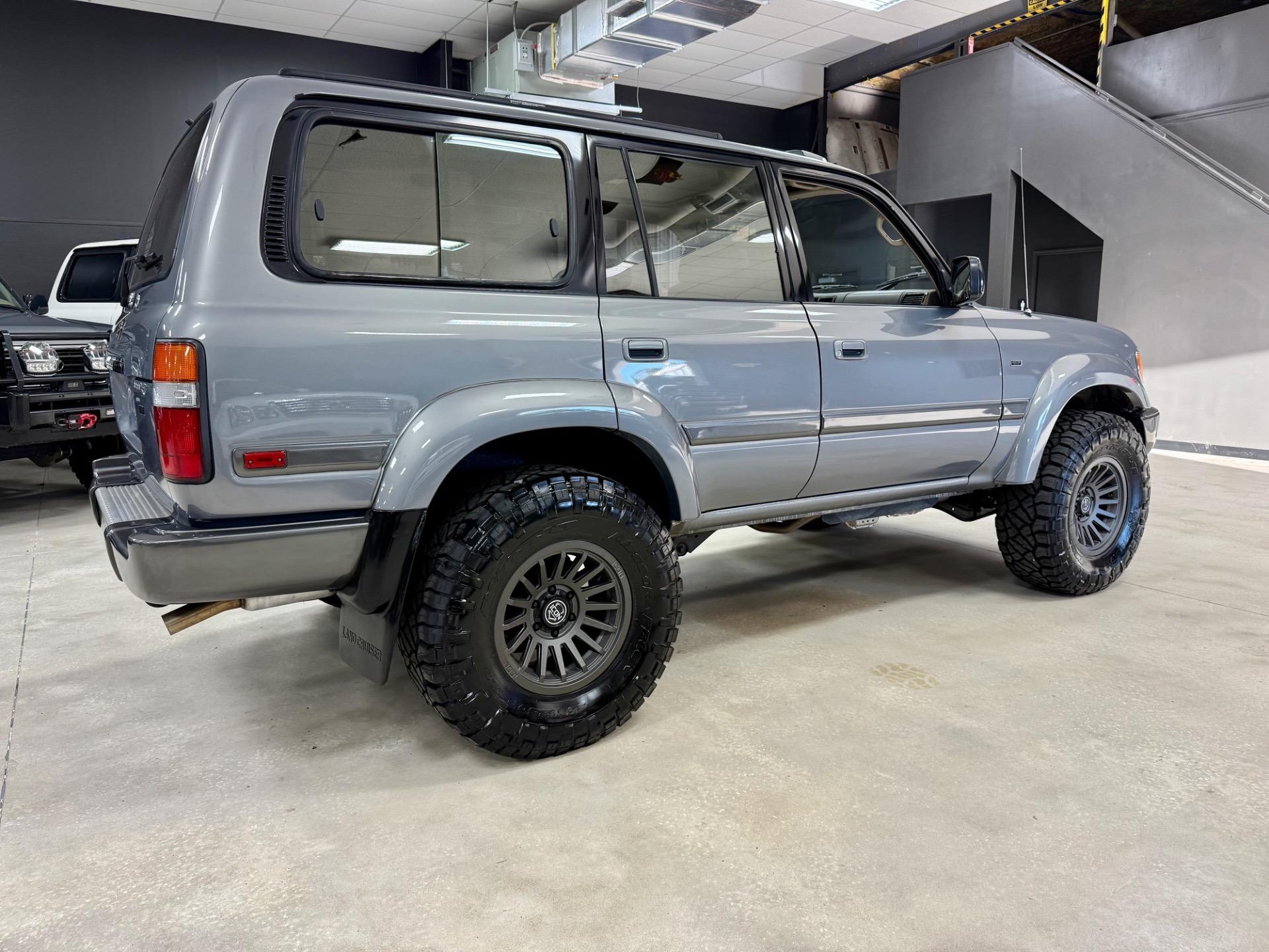 Moonglow Pearl 1997 Toyota Land Cruiser