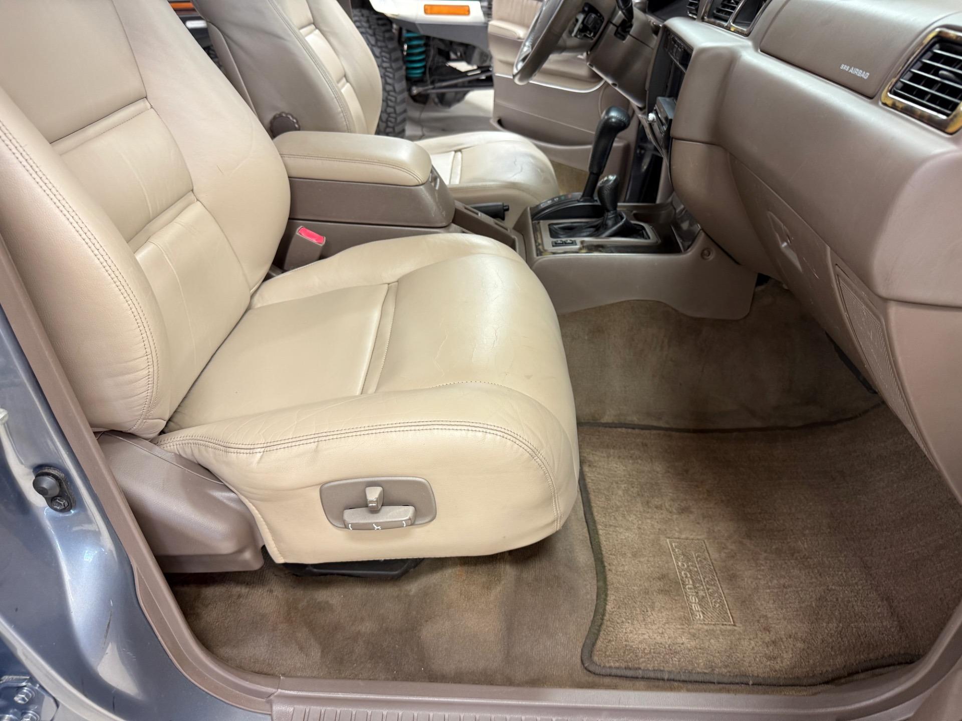 Moonglow Pearl 1997 Toyota Land Cruiser