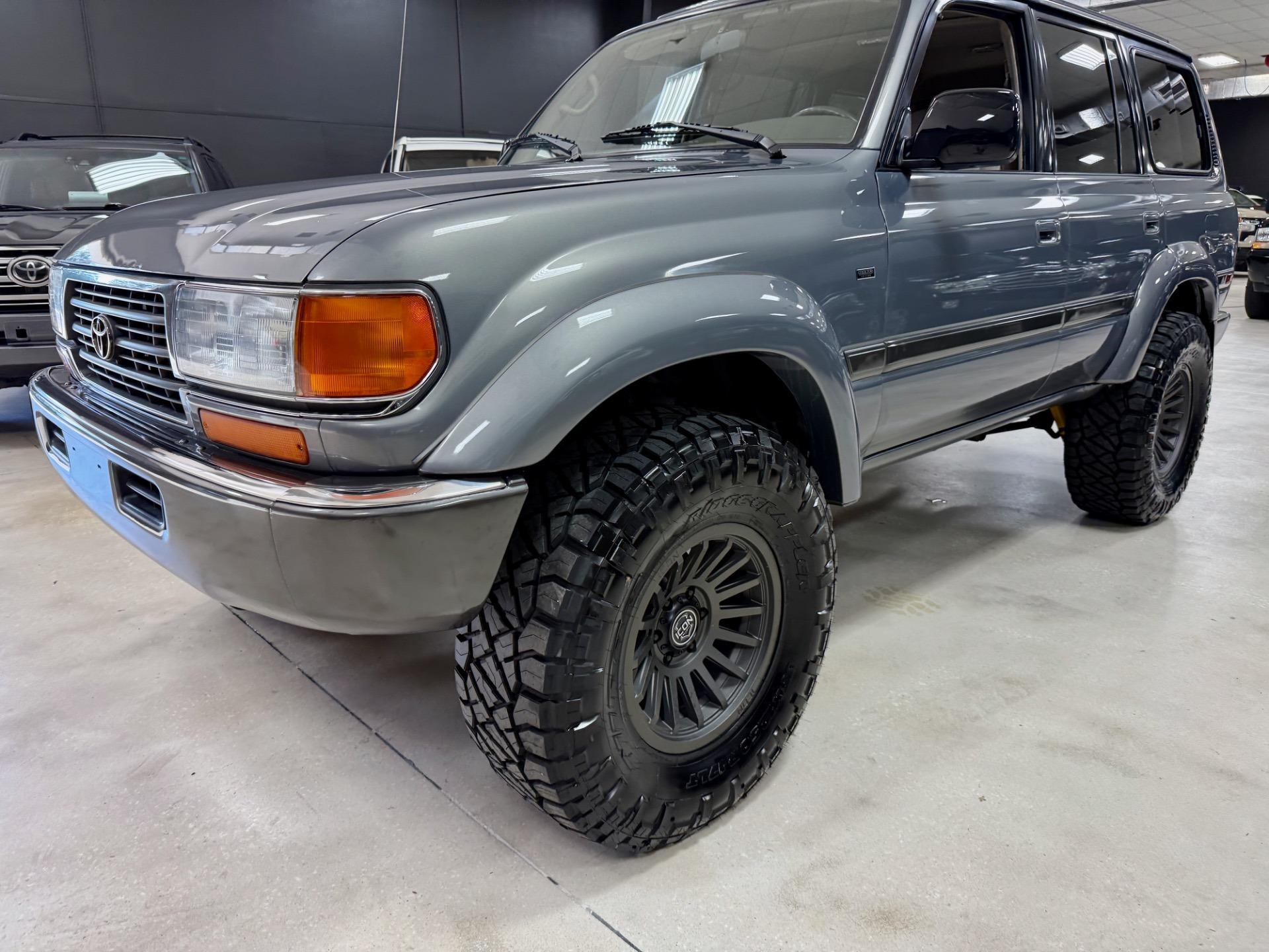 Moonglow Pearl 1997 Toyota Land Cruiser