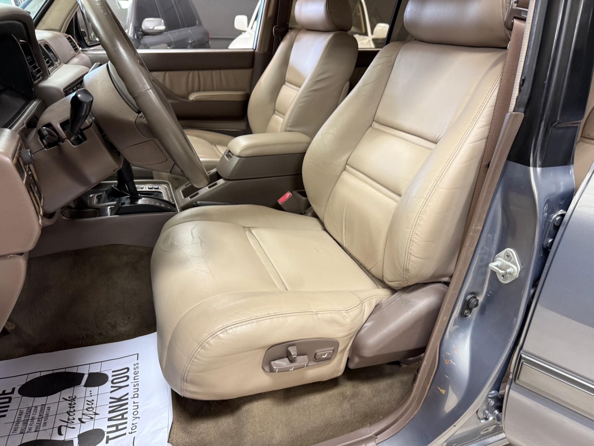 Moonglow Pearl 1997 Toyota Land Cruiser