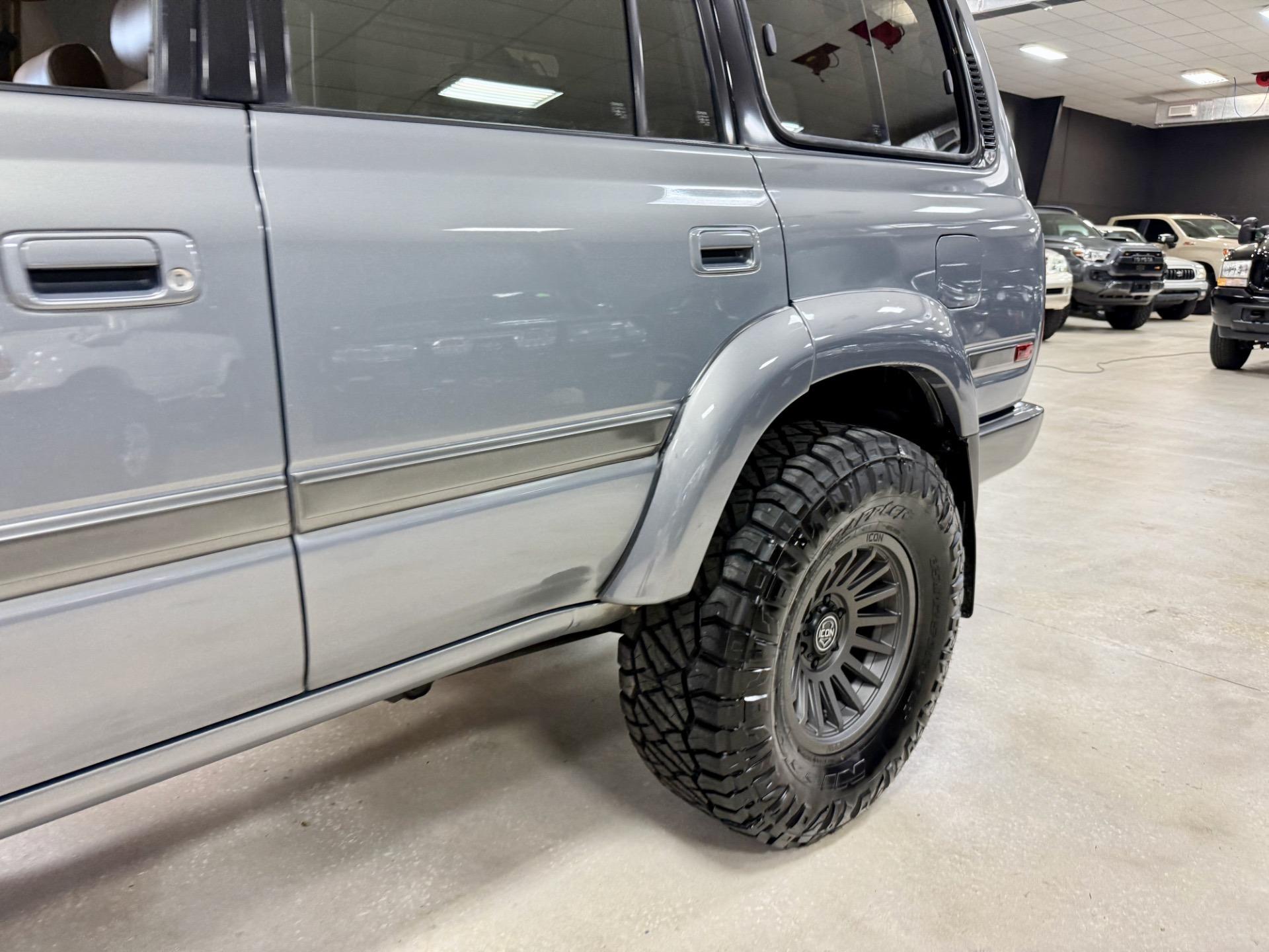 Moonglow Pearl 1997 Toyota Land Cruiser