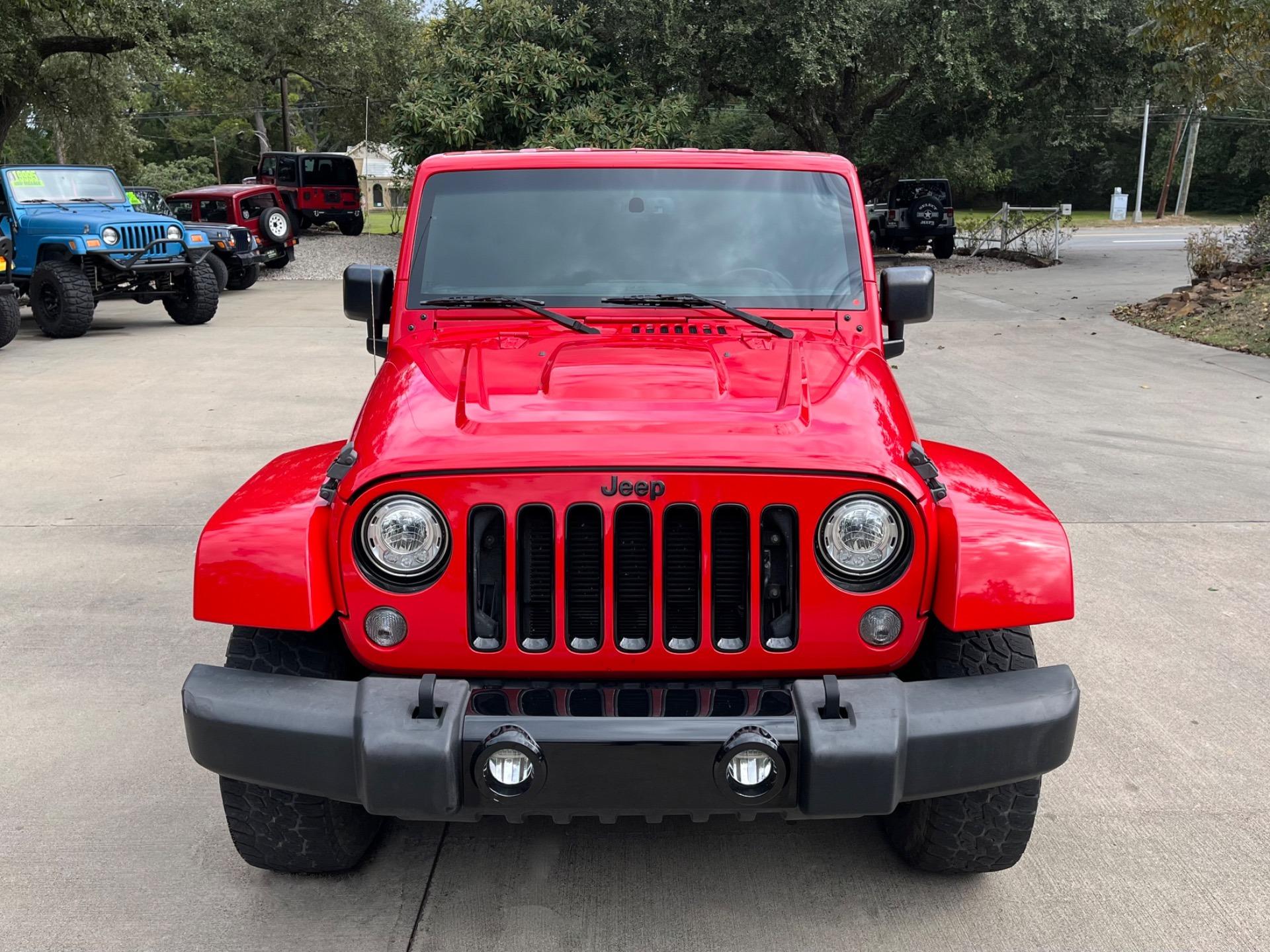 2018 Jeep Wrangler Unlimited Altitude - 2