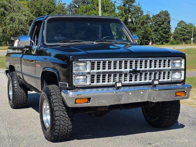 LS-Swapped 1981 Chevrolet K10 - 4