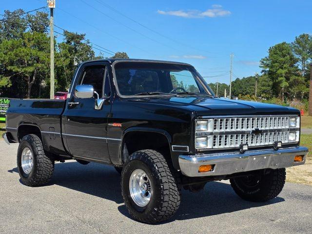 LS-Swapped 1981 Chevrolet K10 - 5