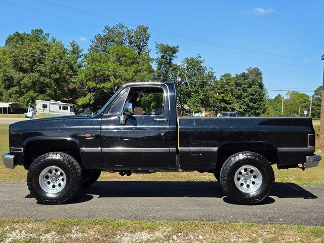 LS-Swapped 1981 Chevrolet K10