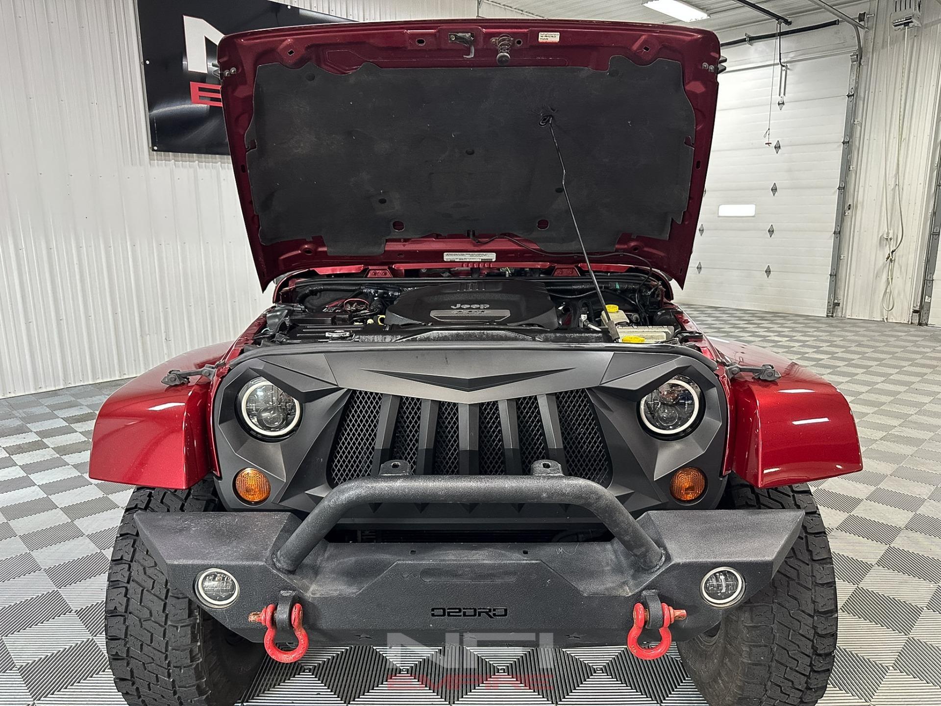 2012 Jeep Wrangler Unlimited Sahara