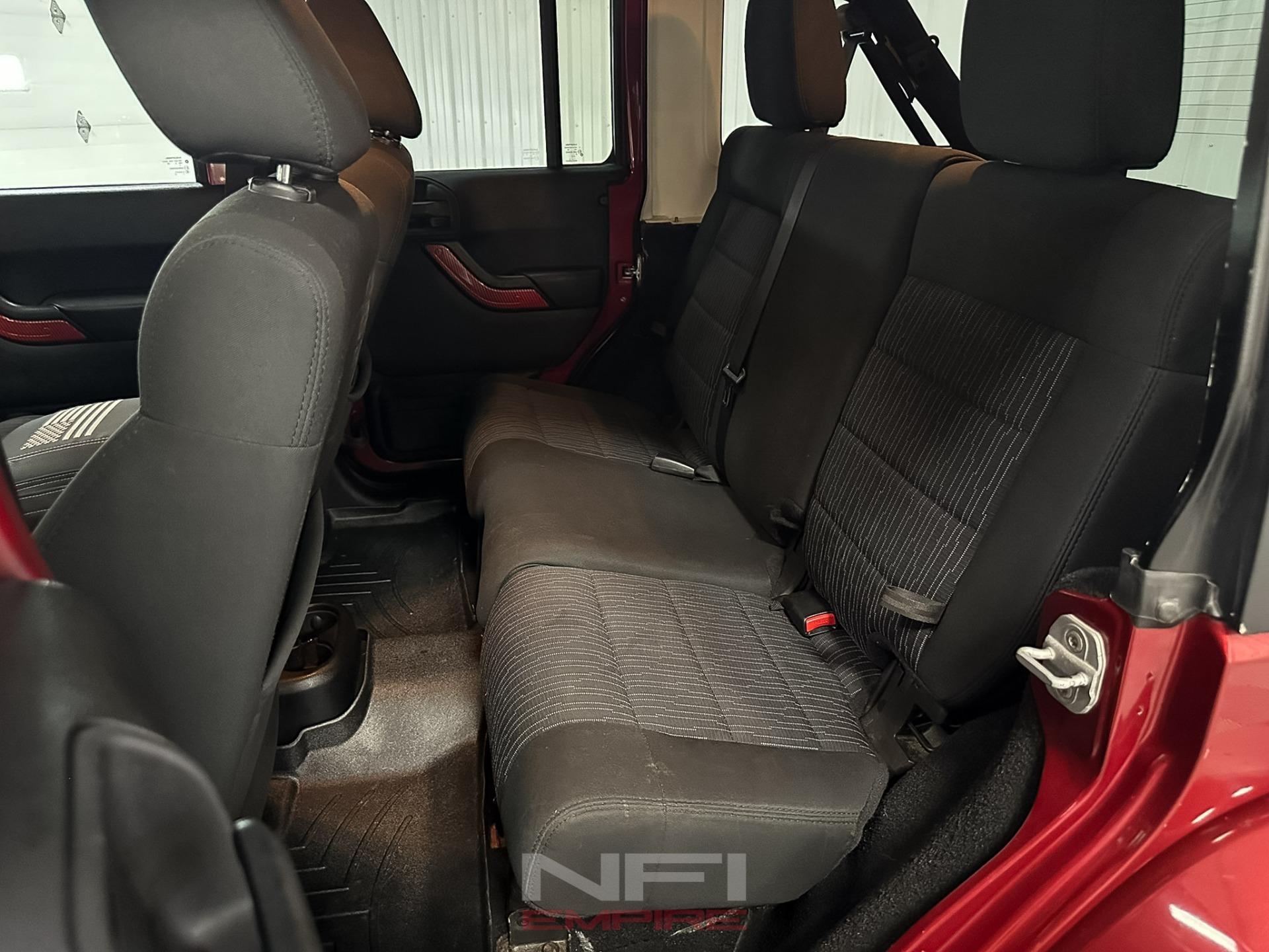 2012 Jeep Wrangler Unlimited Sahara