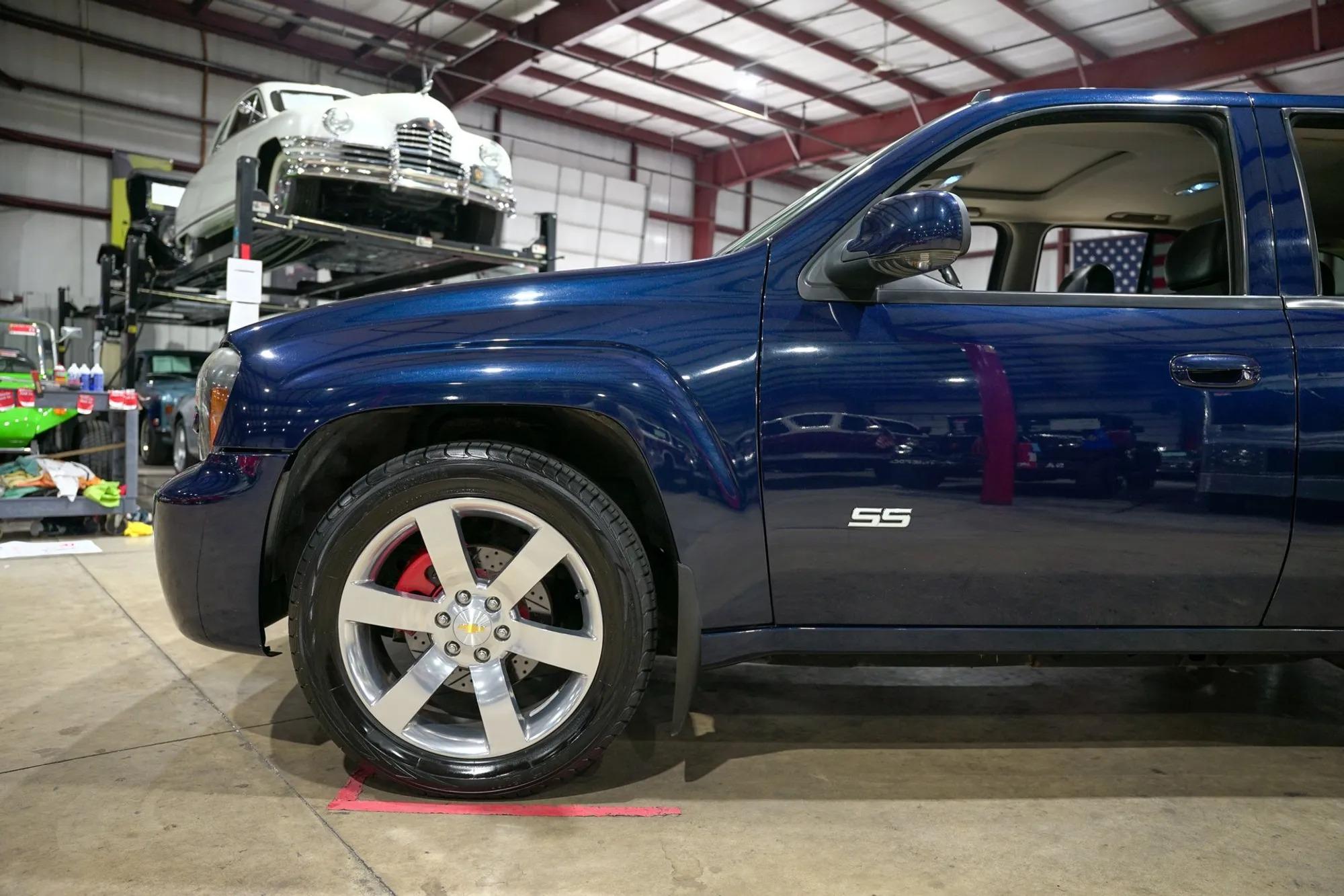 2007 Chevrolet Trailblazer SS - 2