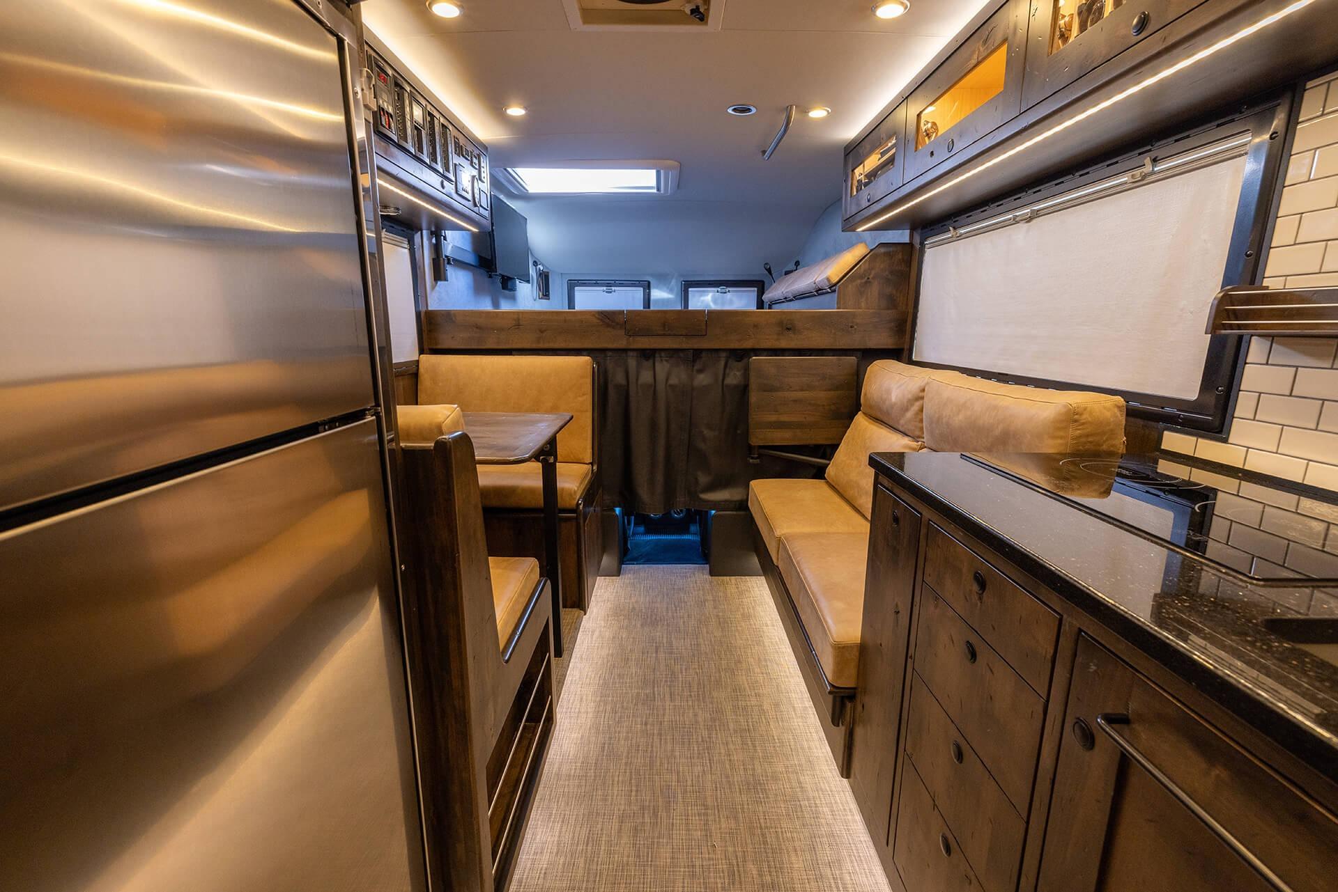 2016 EarthRoamer XV-LTS 160